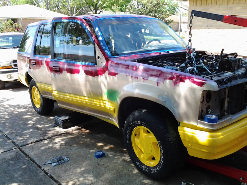 Illustration for article titled How To Build A Painstakingly Perfect Jurassic Park Ford Explorer